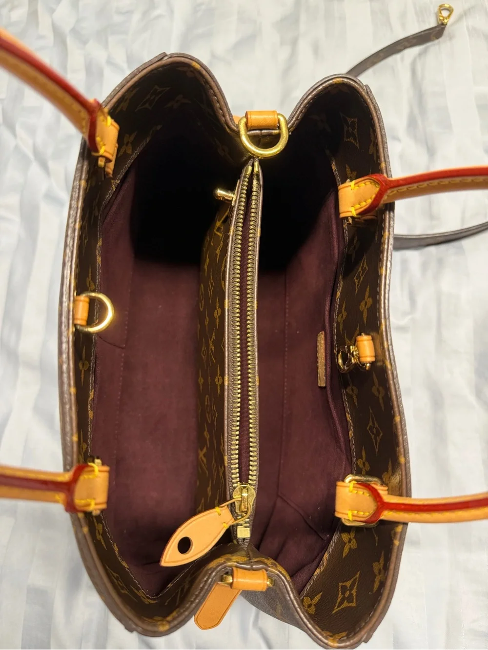 Louis Vuitton Montaigne MM Brown Monogram Canvas Top-Handle Bag